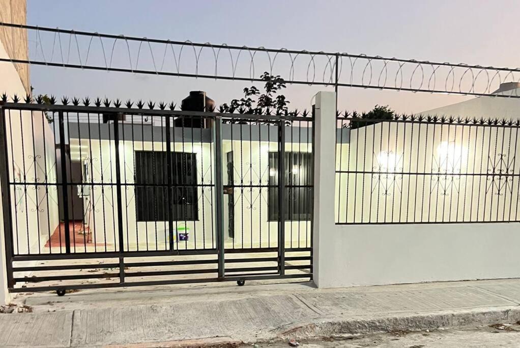 Casa Santa Cruz Apartment Chetumal Exterior photo